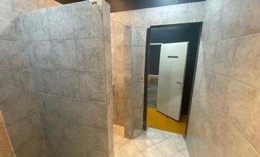 VENTA LOCAL 175 M2 LANUS OESTE