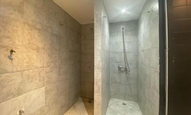 VENTA LOCAL 175 M2 LANUS OESTE