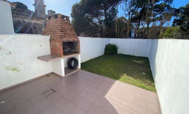 Departamento en venta - 2 Dormitorios 2 Baños - Mar del Tuyú