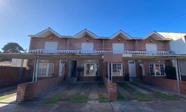 Departamento en venta - 2 Dormitorios 2 Baños - Mar del Tuyú