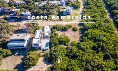 Alquiler temporal, Casa, Costa Esmeralda, barrio Golf, lote al 500