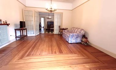 Casa Venta  7 ambientes 5 dormitorios Olivos, Vicente Lopez