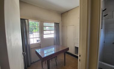 Casa Venta  7 ambientes 5 dormitorios Olivos, Vicente Lopez