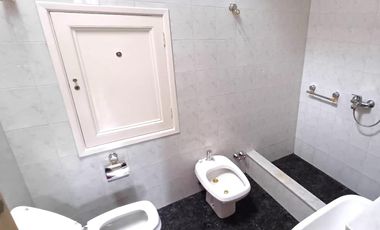 Casa Venta  7 ambientes 5 dormitorios Olivos, Vicente Lopez