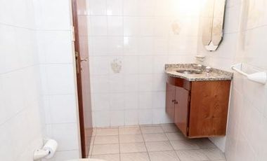 VENTA LOCAL CON VIVIENDA  314 M2 VALENTIN ALSINA