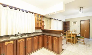 VENTA LOCAL CON VIVIENDA  314 M2 VALENTIN ALSINA