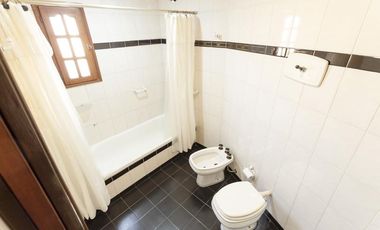 VENTA LOCAL CON VIVIENDA  314 M2 VALENTIN ALSINA