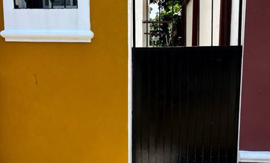 CASA EN VENTA 2 PLANTAS, 3 RECÁMARAS, 2 BAÑOS, COCHERA PARA 2 AUTOS