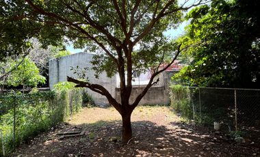 CASA EN VENTA 2 PLANTAS, 3 RECÁMARAS, 2 BAÑOS, COCHERA PARA 2 AUTOS