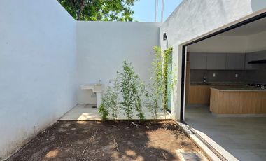 CASA EN VENTA, 2 RECÁMARAS, 2 BAÑOS COMPLETOS, COCHERA PARA 1 AUTO