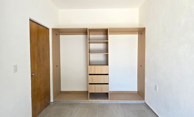 CASA EN VENTA, 2 RECÁMARAS, 2 BAÑOS COMPLETOS, COCHERA PARA 1 AUTO