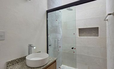 CASA EN VENTA, 2 RECÁMARAS, 2 BAÑOS COMPLETOS, COCHERA PARA 1 AUTO