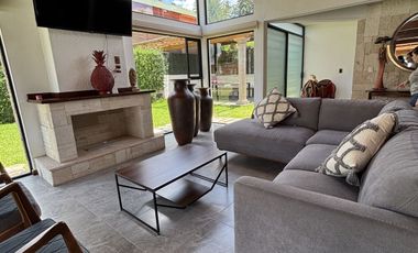 Casa en venta con salida al lago de  Pátzcuaro, Santiago Tzipijo, Michoacán