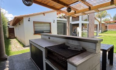 Casa en venta con salida al lago de  Pátzcuaro, Santiago Tzipijo, Michoacán