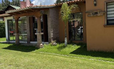 Casa en venta con salida al lago de  Pátzcuaro, Santiago Tzipijo, Michoacán