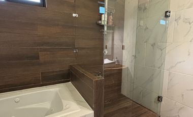 Casa en venta con salida al lago de  Pátzcuaro, Santiago Tzipijo, Michoacán