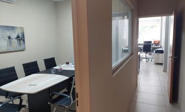 LOCAL COMERCIAL / OFICINA COMERCIAL- Castelar/ituzaingó