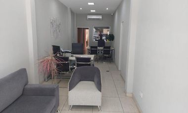 LOCAL COMERCIAL / OFICINA COMERCIAL- Castelar/ituzaingó