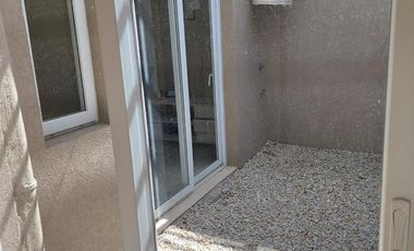 LOCAL COMERCIAL / OFICINA COMERCIAL- Castelar/ituzaingó