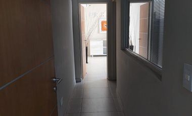 LOCAL COMERCIAL / OFICINA COMERCIAL- Castelar/ituzaingó