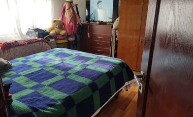 Casa en venta - 2 Dormitorios 2 Baños - Cochera - 200Mts2 - Bernal