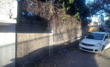 VENTA DE  TERRENO  Y  CASA CON ALBERCA