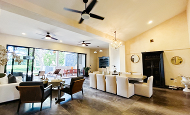 CASA EN VENTA, EN CLUB DE GOLF LA CEIBA. ENTREGA INMEDIATA