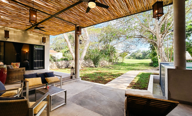 CASA EN VENTA, EN CLUB DE GOLF LA CEIBA. ENTREGA INMEDIATA