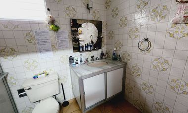 Casa VENTA terreno grande para casa,  oficinas o hacer edificio Colonia Zaragoza