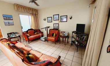 Casa VENTA terreno grande para casa,  oficinas o hacer edificio Colonia Zaragoza