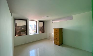 Amplia oficina en el centro histórico