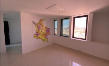 Amplia oficina en el centro histórico