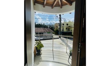 Venta de casa unifamiliar en Marinilla