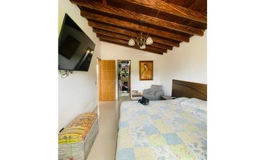 Venta de casa unifamiliar en Marinilla