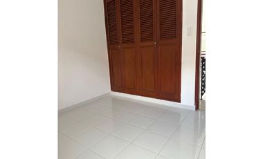 Arriendo casa en altos de Riomar