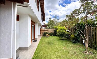 Vendo hermosa casa reformada en Rionegro. Sector Jumbo