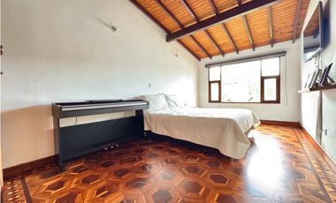 Vendo hermosa casa reformada en Rionegro. Sector Jumbo