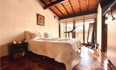 Vendo hermosa casa reformada en Rionegro. Sector Jumbo