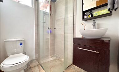 Vendo hermosa casa reformada en Rionegro. Sector Jumbo