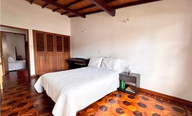 Vendo hermosa casa reformada en Rionegro. Sector Jumbo