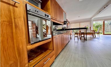 Vendo hermosa casa reformada en Rionegro. Sector Jumbo