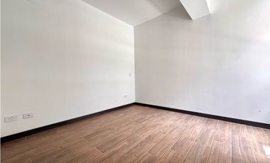 Vendo Apartamento para estrenar en El Retiro