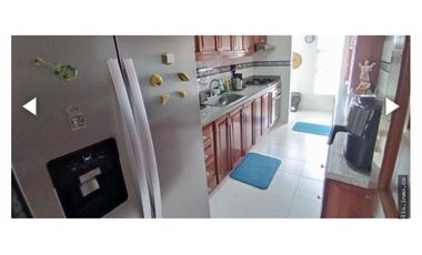SE VENDE HERMOSA CASA - PINARES