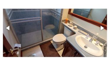 SE VENDE HERMOSA CASA - PINARES