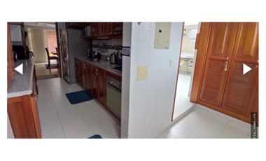 SE VENDE HERMOSA CASA - PINARES