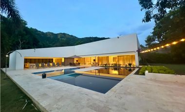 HERMOSA FINCA EN VENTA EN SANTA FE DE ANTIOQUIA