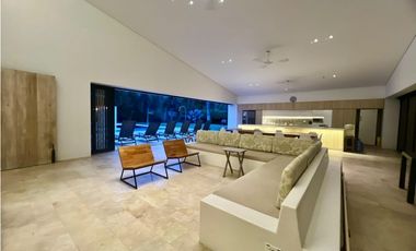 HERMOSA FINCA EN VENTA EN SANTA FE DE ANTIOQUIA