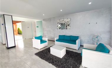 Casa Campestre, Elegancia y Naturaleza en Cerritos