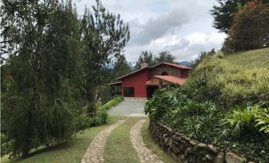 Vendo casa campestre en unidad cerrada en El Retiro