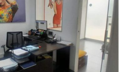 SE VENDE !! ESPECTACULAR BODEGA EN SIBERIA – 1.573 m²